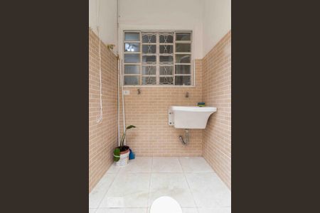 Área de Serviço de casa de condomínio para alugar com 2 quartos, 65m² em Vila Esperança, São Paulo