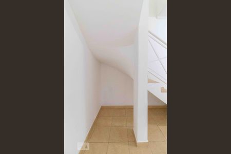 Detalhe Sala de casa de condomínio para alugar com 2 quartos, 65m² em Vila Esperança, São Paulo