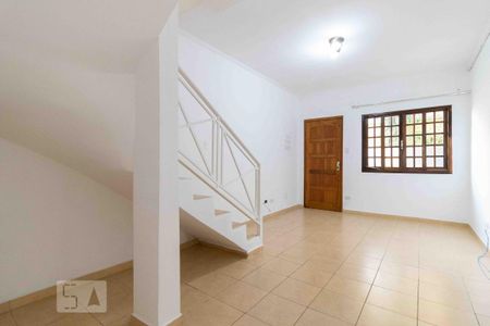 Sala de casa de condomínio para alugar com 2 quartos, 65m² em Vila Esperança, São Paulo