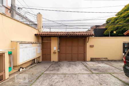 Garagem de casa de condomínio para alugar com 2 quartos, 65m² em Vila Esperança, São Paulo