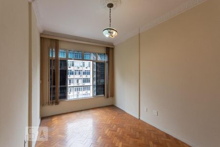 Apartamento à venda com 91m², 3 quartos e 1 vagaSala