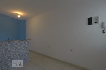 Sala de casa para alugar com 1 quarto, 40m² em Vila Franca, São Paulo