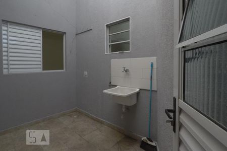 Casa para alugar com 40m², 1 quarto e sem vaga Casa para alugar com 40m², 1 quarto e sem vagaQuintal / Área de Serviço