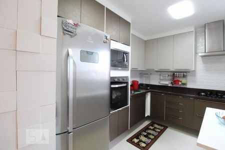 Apartamento à venda com 160m², 2 quartos e 2 vagasCozinha