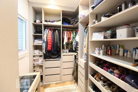 Apartamento à venda com 160m², 2 quartos e 2 vagasCloset