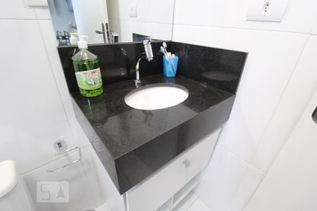 Apartamento à venda com 160m², 2 quartos e 2 vagasBanheiro suíte 1