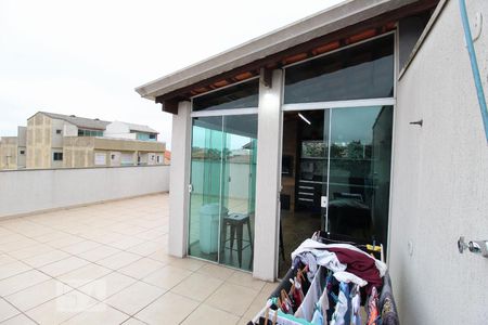 Apartamento à venda com 160m², 2 quartos e 2 vagasCobertura