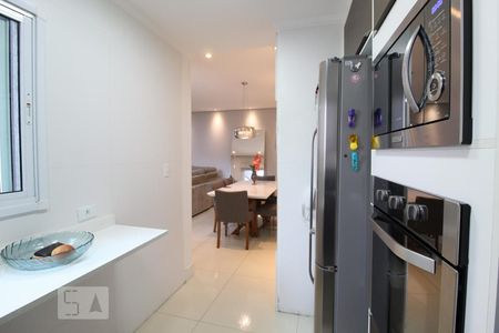 Apartamento à venda com 160m², 2 quartos e 2 vagasCozinha