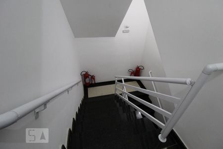 Apartamento à venda com 160m², 2 quartos e 2 vagasEscada