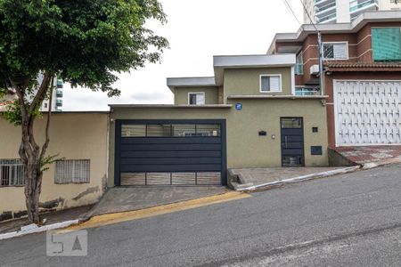 Casa à venda com 400m², 6 quartos e 4 vagasFachada