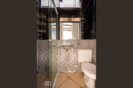 Banheiro de casa para alugar com 1 quarto, 90m² em Jardim Santa Cruz (campo Grande), São Paulo