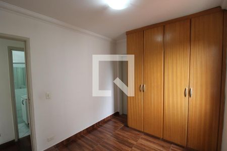 Quarto 1 de apartamento para alugar com 2 quartos, 58m² em Santa Teresinha, São Paulo