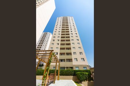 Apartamento para alugar com 60m², 2 quartos e 1 vaga Apartamento para alugar com 60m², 2 quartos e 1 vagaFachada