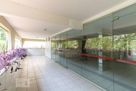 Apartamento à venda com 84m², 3 quartos e 1 vaga Apartamento à venda com 84m², 3 quartos e 1 vagaÁrea comum - Salão de festas