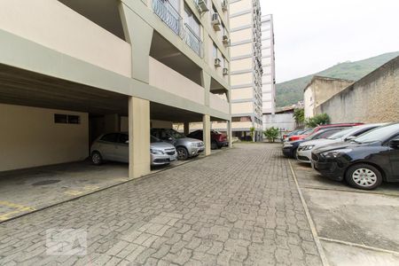 Apartamento à venda com 84m², 3 quartos e 1 vaga Apartamento à venda com 84m², 3 quartos e 1 vagaGaragem