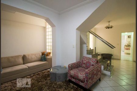Sala de casa à venda com 3 quartos, 375m² em Cambuci, São Paulo