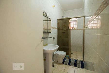 Casa à venda com 375m², 3 quartos e 2 vagasBanheiro da Suíte