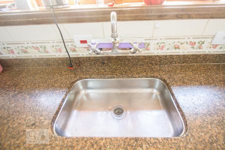 Casa à venda com 410m², 3 quartos e 6 vagasDetalhe Cozinha