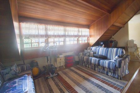 Casa à venda com 410m², 3 quartos e 6 vagasSala 