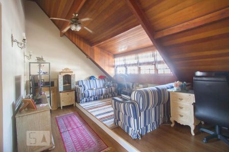 Casa à venda com 410m², 3 quartos e 6 vagasSala 