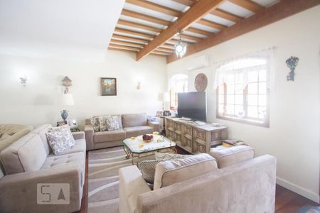 Sala de TV de casa à venda com 3 quartos, 410m² em Chácara Santo Antônio (zona Sul), São Paulo