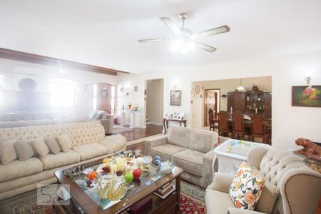 Sala de Estar de casa à venda com 3 quartos, 410m² em Chácara Santo Antônio (zona Sul), São Paulo