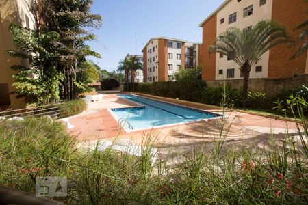 Apartamento para alugar com 80m², 3 quartos e 2 vagasÁrea comum - piscinas