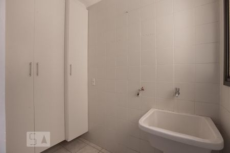 Apartamento para alugar com 80m², 3 quartos e 2 vagasÁrea de serviço