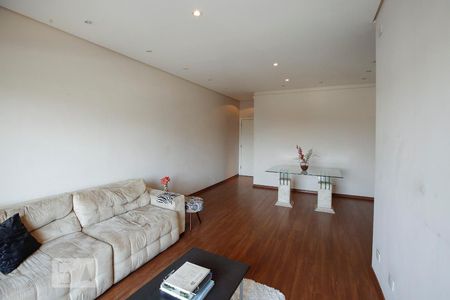 Apartamento à venda com 103m², 2 quartos e 2 vagasSala