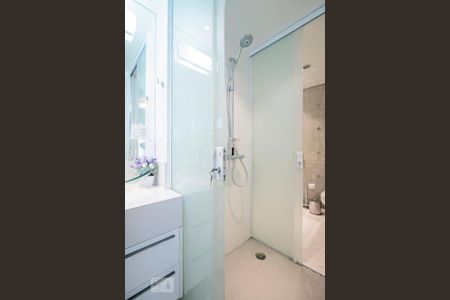 Apartamento para alugar com 73m², 2 quartos e 1 vagaBanheiro da Suite