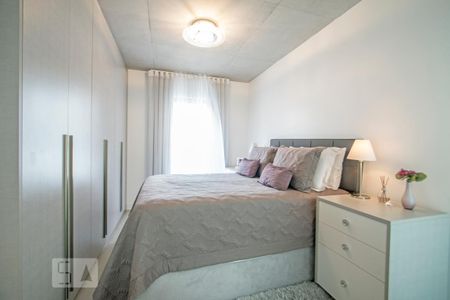 Apartamento para alugar com 73m², 2 quartos e 1 vagaSuite