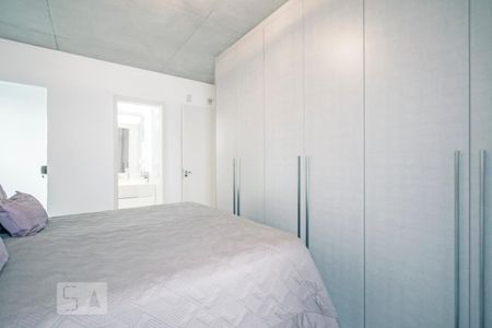 Apartamento para alugar com 73m², 2 quartos e 1 vagaSuite