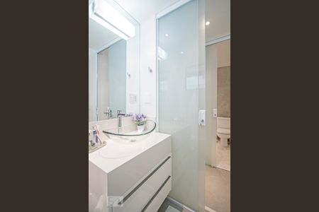 Apartamento para alugar com 73m², 2 quartos e 1 vagaBanheiro da Suite