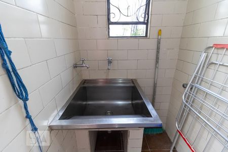 Casa à venda com 240m², 5 quartos e 4 vagasLavanderia