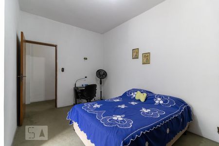 Casa à venda com 240m², 5 quartos e 4 vagasSuíte 2