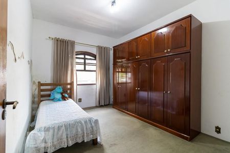 Casa à venda com 240m², 5 quartos e 4 vagasQuarto 3