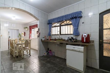 Casa à venda com 240m², 5 quartos e 4 vagasCozinha