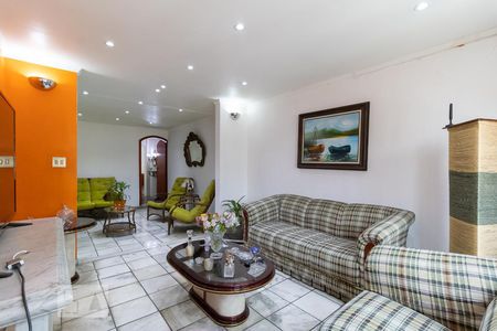 Sala de casa à venda com 5 quartos, 240m² em Ipiranga, São Paulo