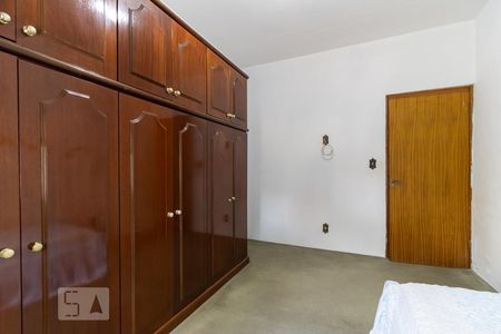 Casa à venda com 240m², 5 quartos e 4 vagasQuarto 3