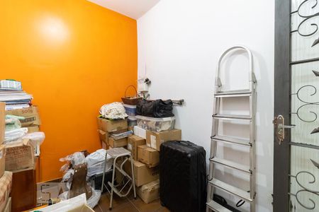 Casa à venda com 240m², 5 quartos e 4 vagasQuarto de Serviço