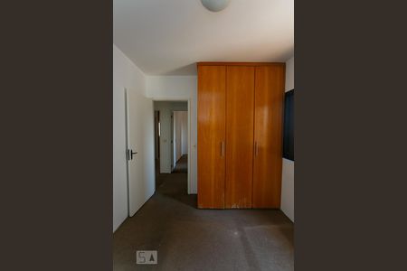 Apartamento à venda com 149m², 4 quartos e 4 vagasQuarto 1