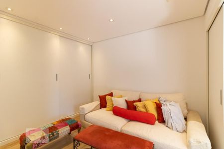 Casa à venda com 240m², 5 quartos e 4 vagas Casa à venda com 240m², 5 quartos e 4 vagasSuíte 3