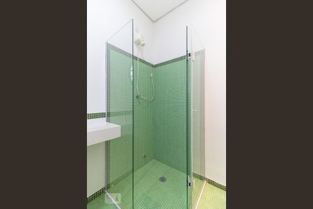 Casa à venda com 240m², 5 quartos e 4 vagas Casa à venda com 240m², 5 quartos e 4 vagasBanheiro Social