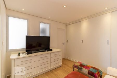 Casa à venda com 240m², 5 quartos e 4 vagas Casa à venda com 240m², 5 quartos e 4 vagasSuíte 3