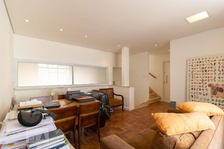 Sala de casa à venda com 5 quartos, 240m² em Vila Mariana, São Paulo