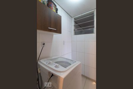 Casa à venda com 240m², 4 quartos e 2 vagas Casa à venda com 240m², 4 quartos e 2 vagasÁrea de Serviço