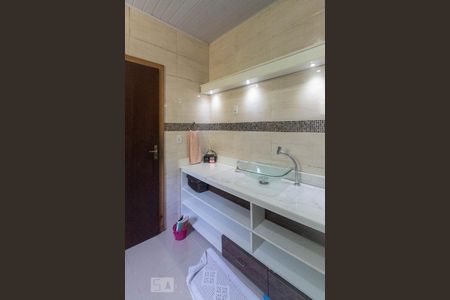 Casa à venda com 240m², 4 quartos e 2 vagas Casa à venda com 240m², 4 quartos e 2 vagasBanheiro da Suíte