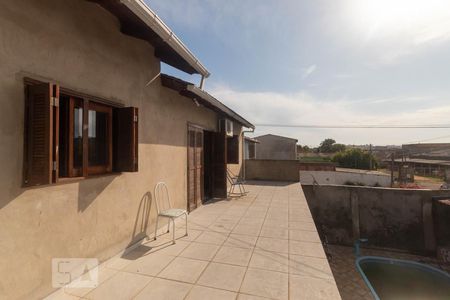 Casa à venda com 240m², 4 quartos e 2 vagas Casa à venda com 240m², 4 quartos e 2 vagasSacada