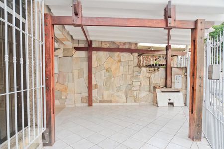 Casa à venda com 380m², 3 quartos e 2 vagas Casa à venda com 380m², 3 quartos e 2 vagasGaragem