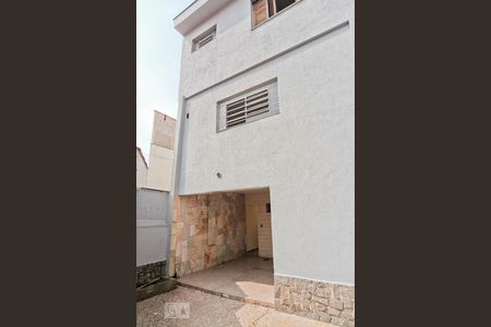 Casa à venda com 380m², 3 quartos e 2 vagas Casa à venda com 380m², 3 quartos e 2 vagasÁrea Externa